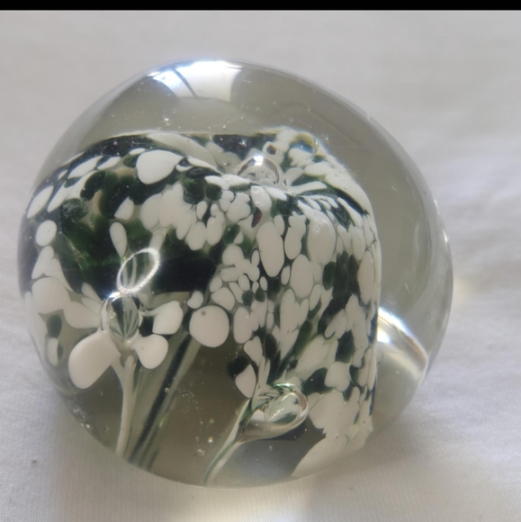Vintage Paperweight - Picture 6 of 6